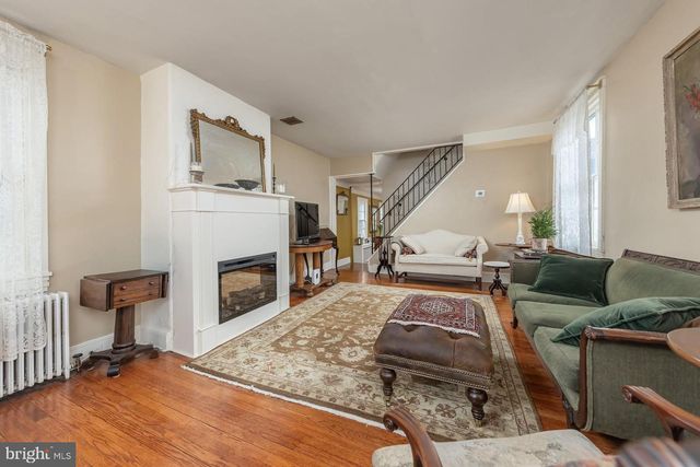 37 N MAIN ST, Mullica Hill, NJ 08062