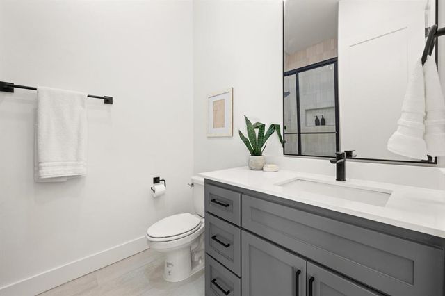 10049 SW 27th Street, Yukon, OK 73099