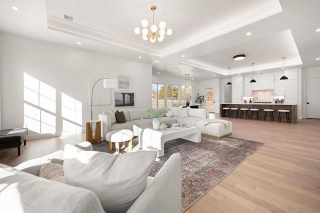 10049 SW 27th Street, Yukon, OK 73099