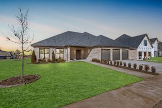 10049 SW 27th Street, Yukon, OK 73099