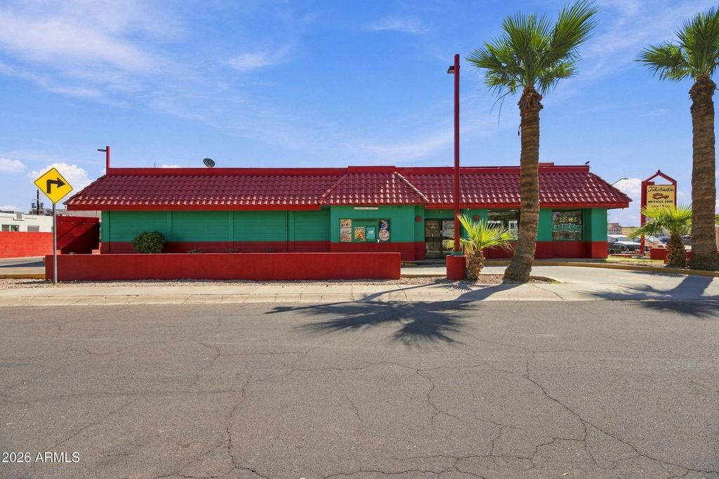 5033 N 67TH Avenue, Glendale, AZ 85301 — photo 5