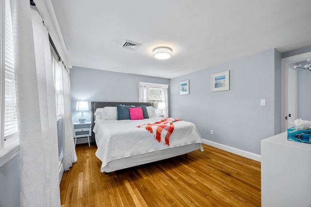 21 Hazelmoor Rd, Yarmouth, MA 02664