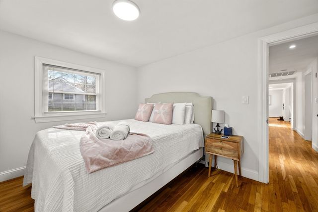 21 Hazelmoor Rd, Yarmouth, MA 02664