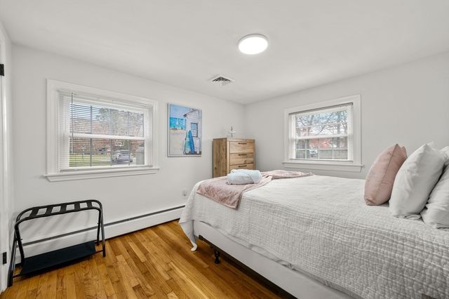 21 Hazelmoor Rd, Yarmouth, MA 02664