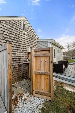 21 Hazelmoor Rd, Yarmouth, MA 02664