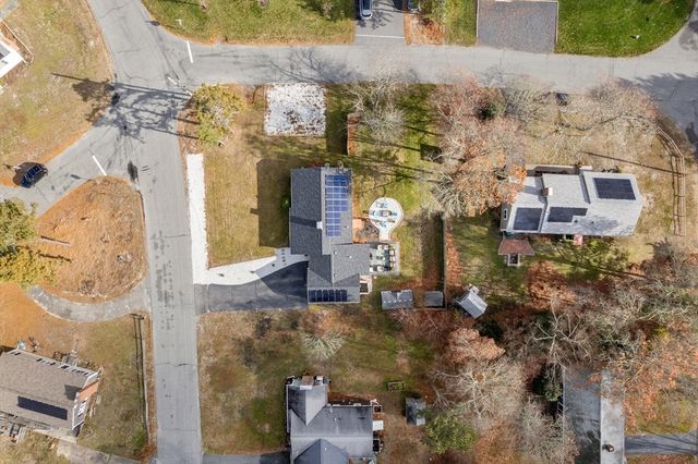 21 Hazelmoor Rd, Yarmouth, MA 02664