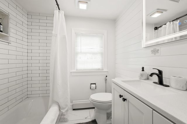 21 Hazelmoor Rd, Yarmouth, MA 02664