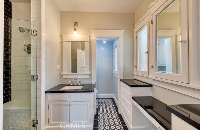 208 Highland Place, Monrovia, CA 91016