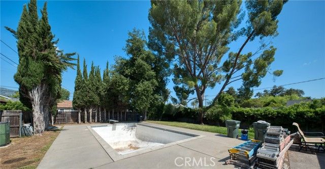 208 Highland Place, Monrovia, CA 91016