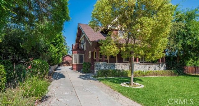 208 Highland Place, Monrovia, CA 91016