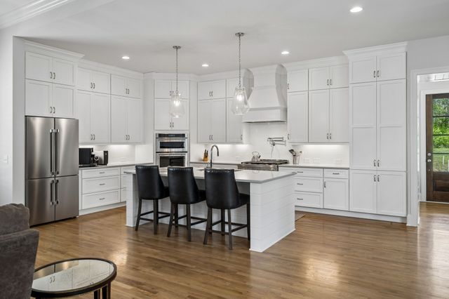 1007 Kathryn Ave, Franklin, TN 37064