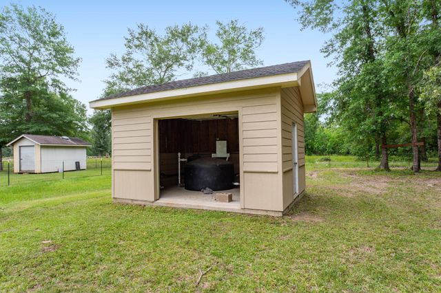 24990 Blackburn Drive, Splendora, TX 77372