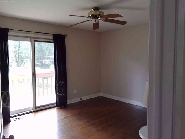839 Bonniebrook Avenue, Mundelein, IL 60060