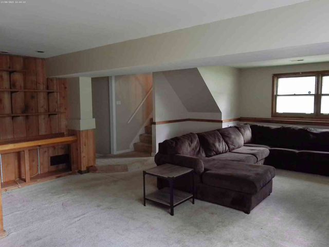 839 Bonniebrook Avenue, Mundelein, IL 60060