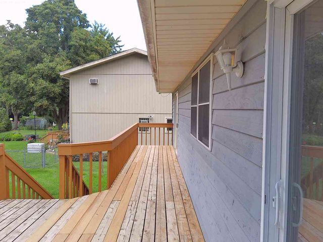 839 Bonniebrook Avenue, Mundelein, IL 60060