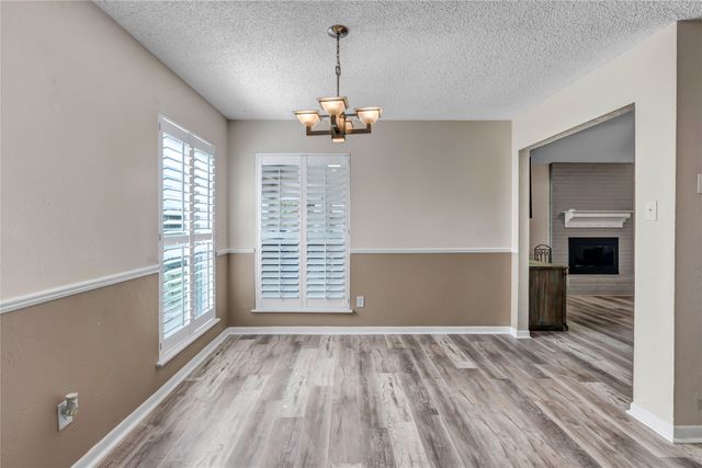 650 Tena Court, Burleson, TX 76028
