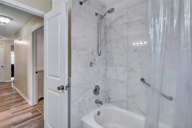650 Tena Court, Burleson, TX 76028