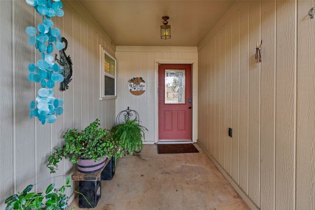650 Tena Court, Burleson, TX 76028