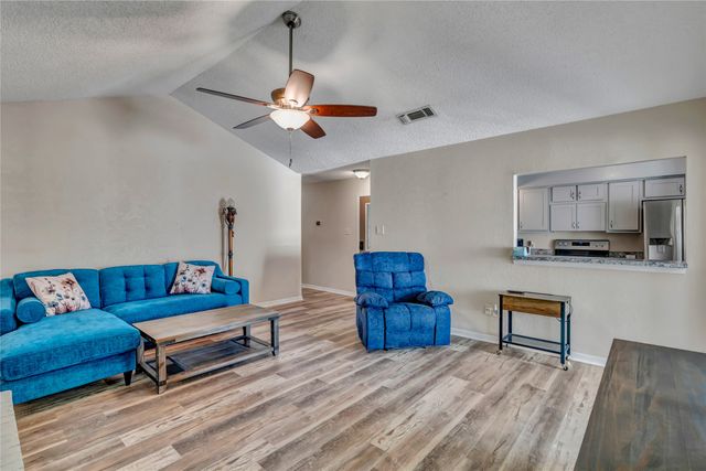 650 Tena Court, Burleson, TX 76028
