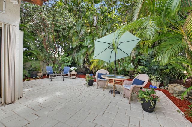 21700 Club Villa Terrace, Boca Raton, FL 33433