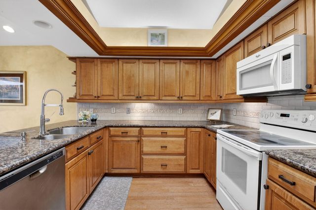 21700 Club Villa Terrace, Boca Raton, FL 33433