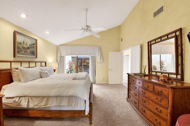 21700 Club Villa Terrace, Boca Raton, FL 33433