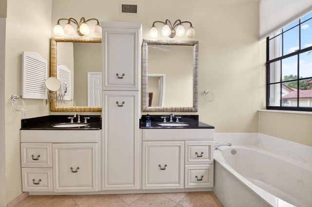 21700 Club Villa Terrace, Boca Raton, FL 33433