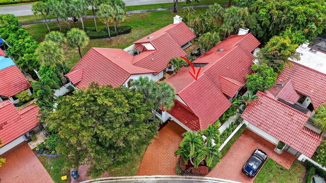 21700 Club Villa Terrace, Boca Raton, FL 33433