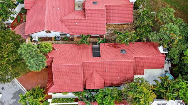 21700 Club Villa Terrace, Boca Raton, FL 33433