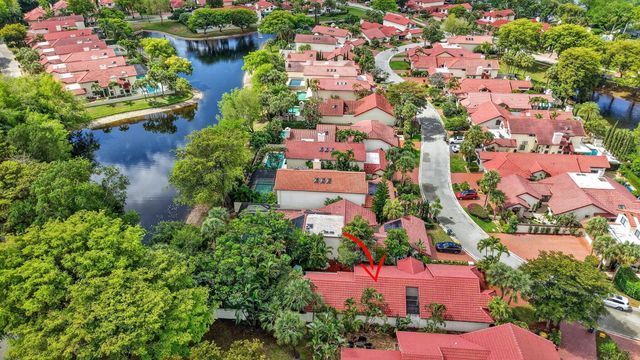 21700 Club Villa Terrace, Boca Raton, FL 33433