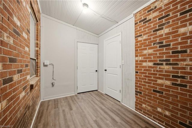 6132 Arden Drive, Clemmons, NC 27012