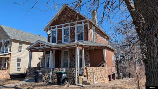 1049 Park Avenue, Omaha, NE 68105