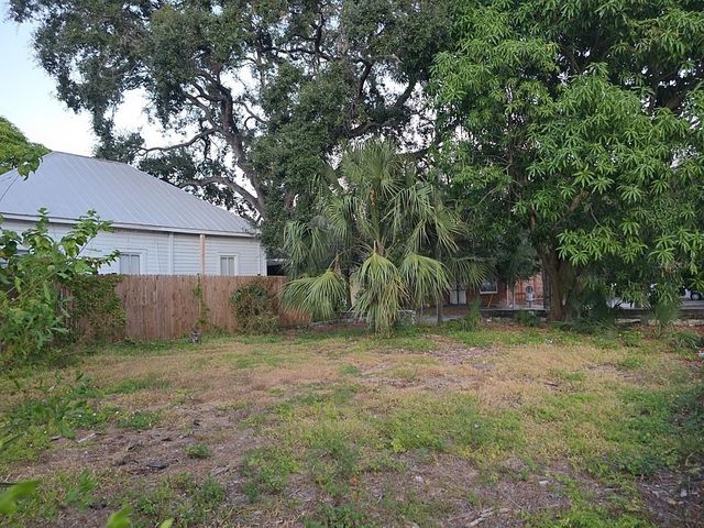 2604 N 10TH STREET, Tampa, FL 33605