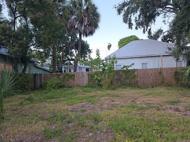 2604 N 10TH STREET, Tampa, FL 33605