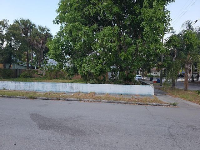 2604 N 10TH STREET, Tampa, FL 33605