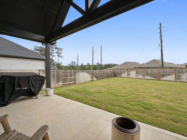 570 Red Eyed Vireo Court, Magnolia, TX 77354