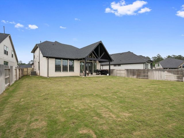 570 Red Eyed Vireo Court, Magnolia, TX 77354