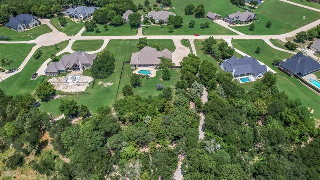 140 Sullivan Way, Waxahachie, TX 75167