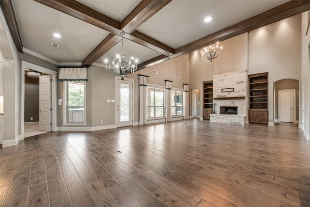 140 Sullivan Way, Waxahachie, TX 75167