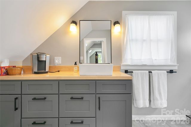 359 Rainbow Lake Drive, Brevard, NC 28712