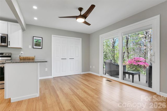 359 Rainbow Lake Drive, Brevard, NC 28712