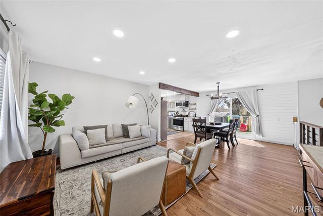 1640 Tahoe Drive, Florissant, MO 63031