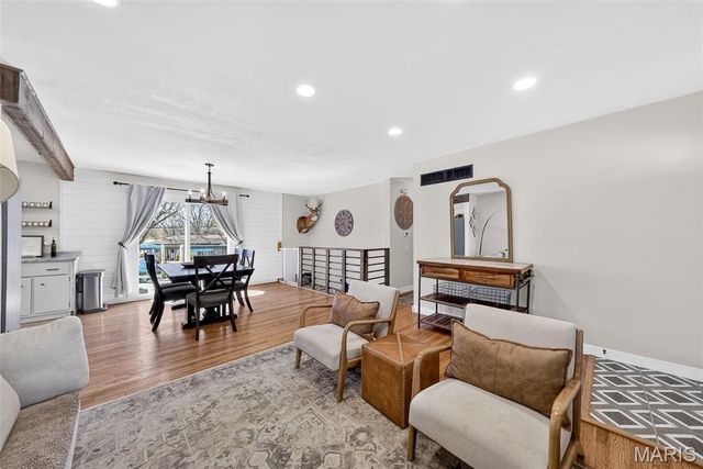 1640 Tahoe Drive, Florissant, MO 63031