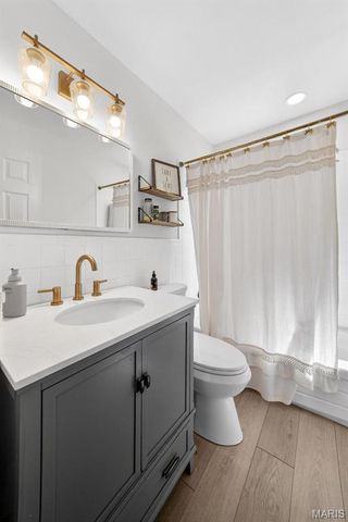 1640 Tahoe Drive, Florissant, MO 63031