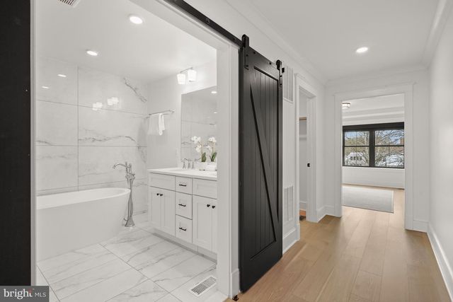 3719 R ST NW, Washington, DC 20007