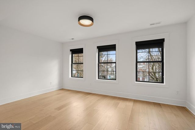 3719 R ST NW, Washington, DC 20007