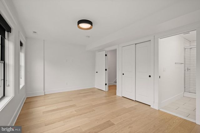 3719 R ST NW, Washington, DC 20007