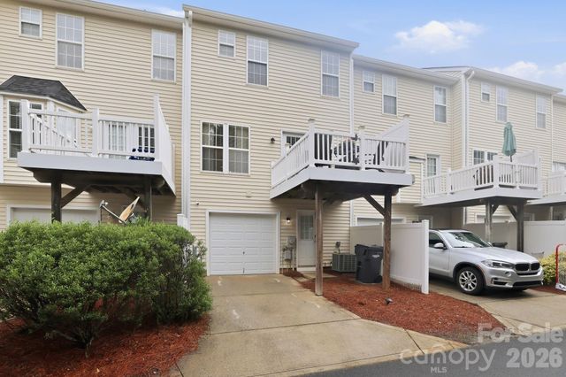 11439 Destin Lane, Charlotte, NC 28277