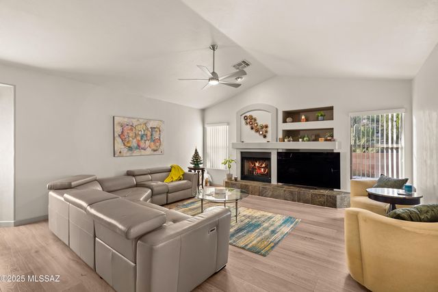 4523 N Little Rock Drive, Tucson, AZ 85750