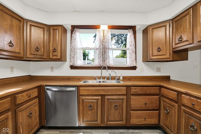 310 N Franklin Street, Knightstown, IN 46148